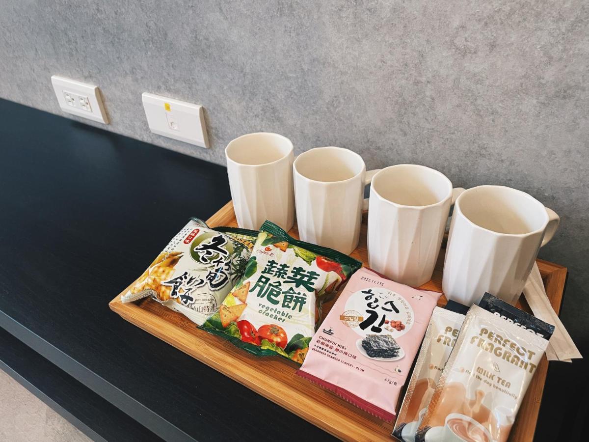 北濱渡日號民宿dotoday Teahouse-自助入住 花蓮市 エクステリア 写真